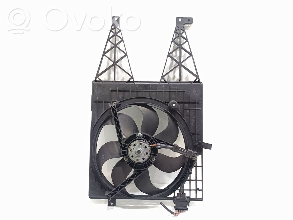 Volkswagen Golf V Ventilator electric răcire radiator 