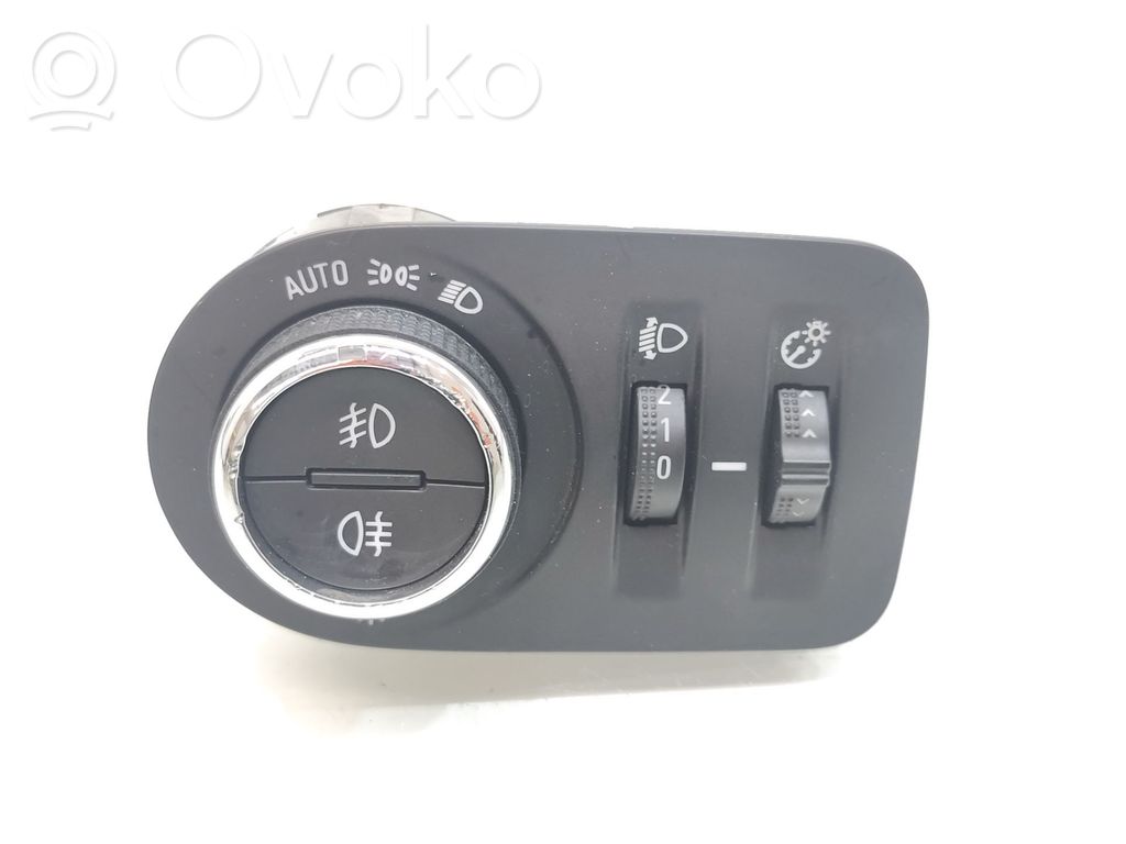 Opel Crossland X Interruptor de control del panel de luces 