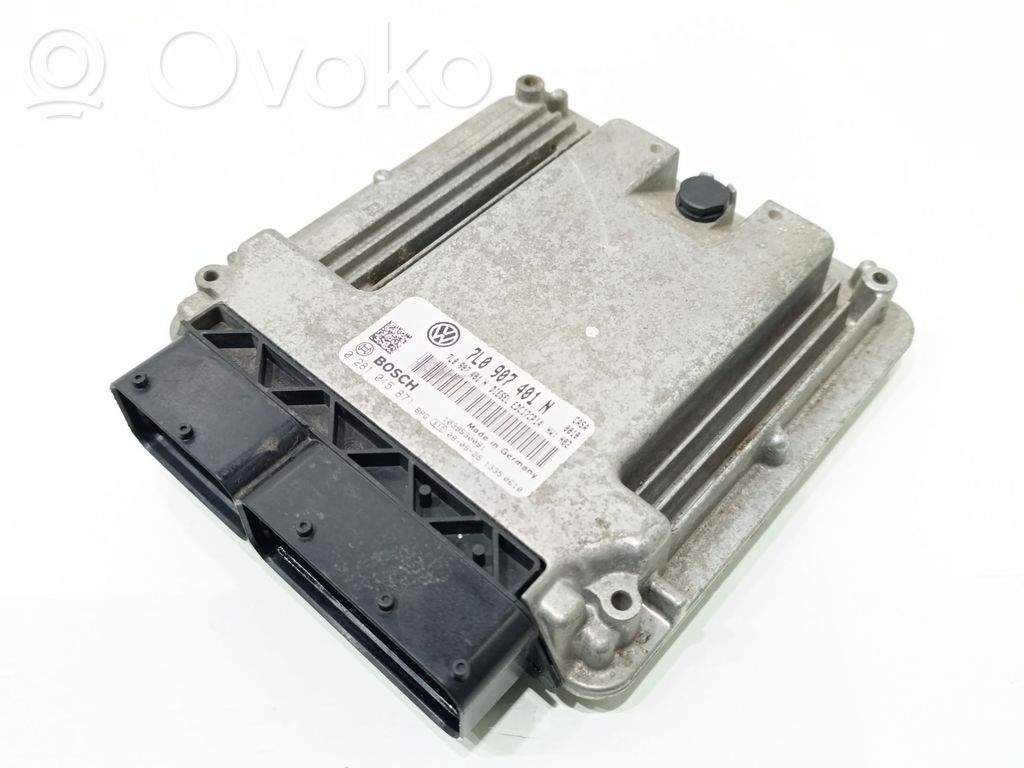 Volkswagen Touareg I Engine control unit/module 