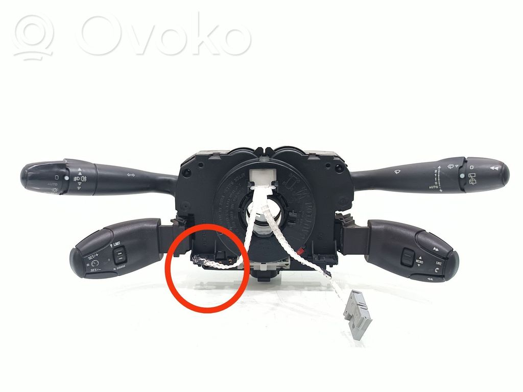 Peugeot 308 SW  Multifunctional control switch/knob 