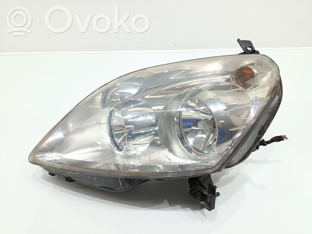 Opel Zafira B Phare frontale 