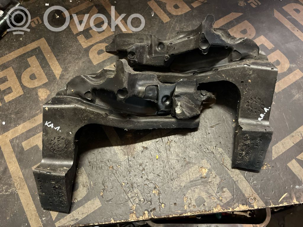 Volvo V40 Cross country Kita variklio skyriaus detalė 