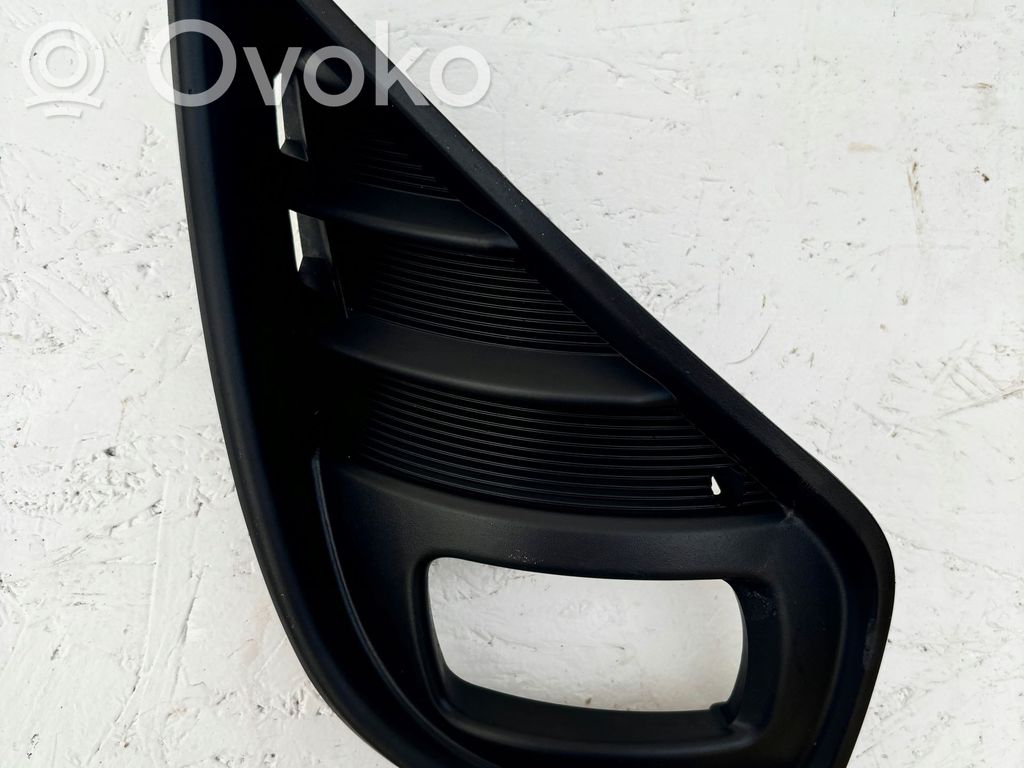 Toyota Proace Kratka dolna zderzaka przedniego 