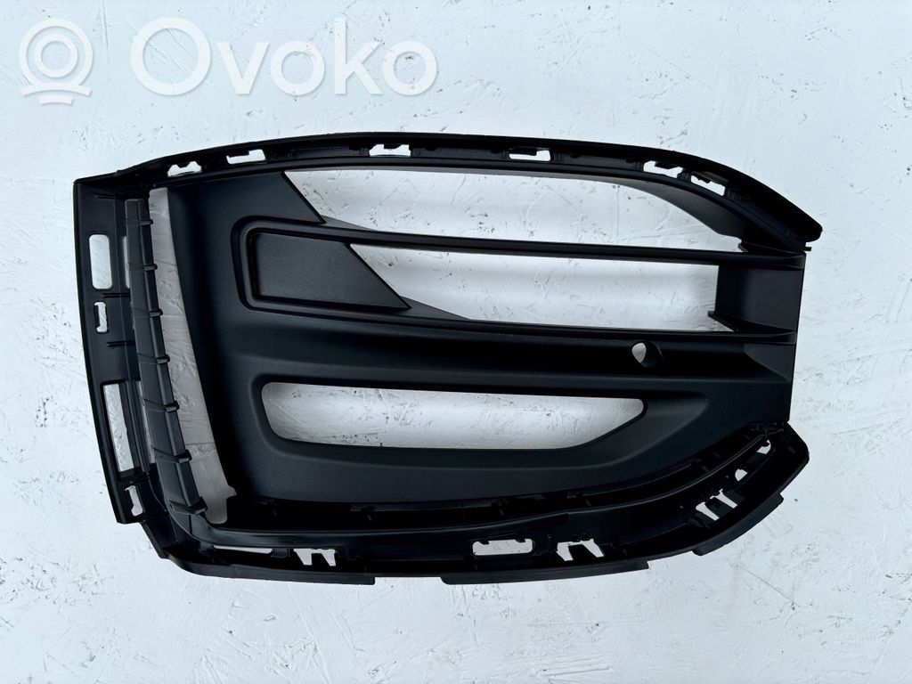 BMW 1 F40 Front bumper lower grill 