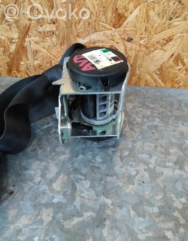 Ford C-MAX I Front seatbelt 