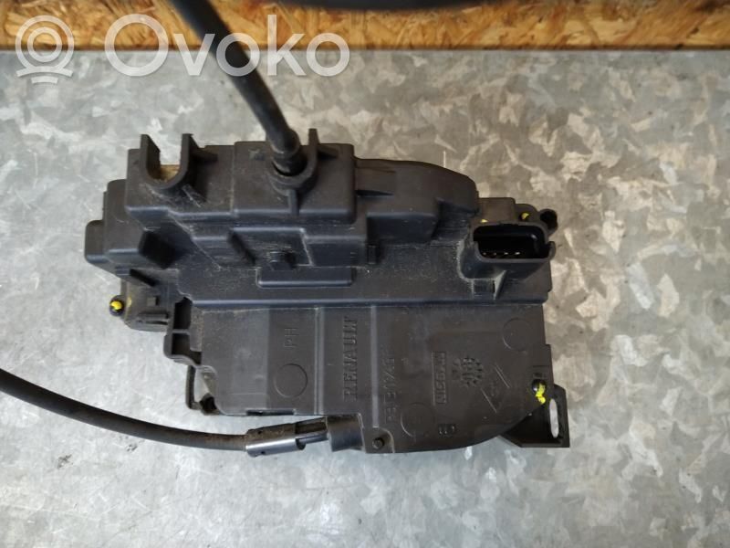 Renault Clio III Etuoven lukko 