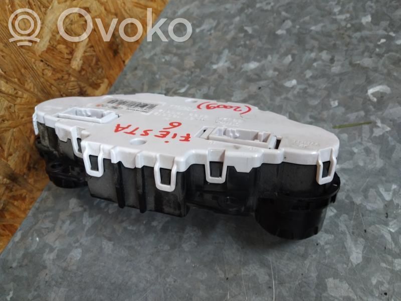 Panel klimatyzacji   8A6T18C812AE