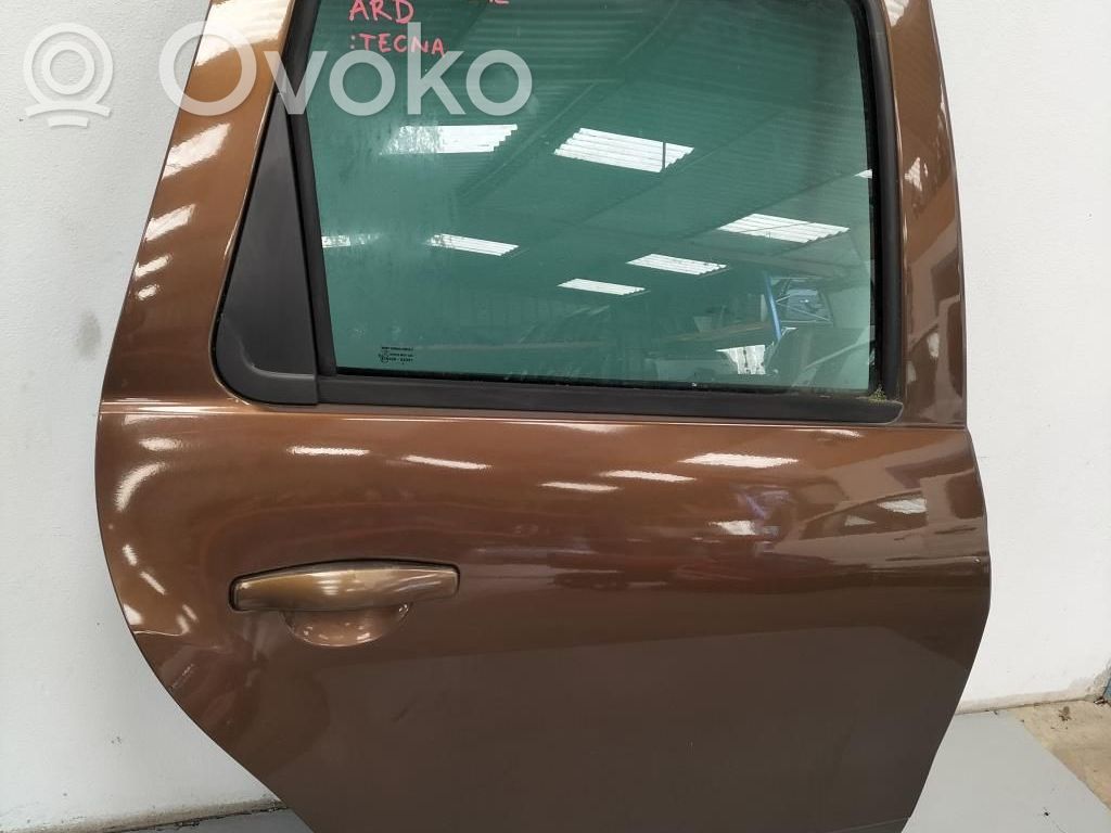 Dacia Duster Galinės durys 