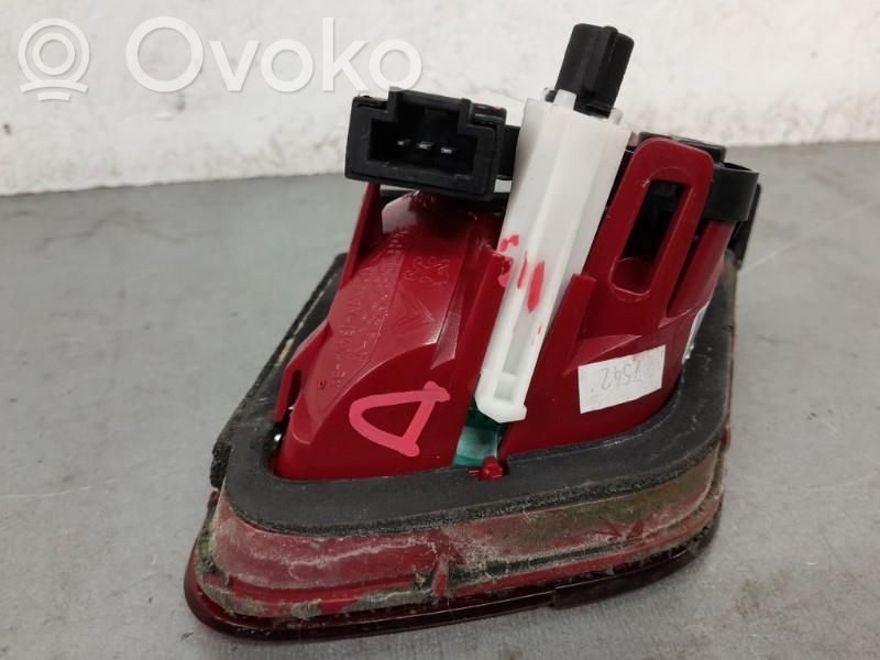 Citroen C5 Takaluukun takavalot 