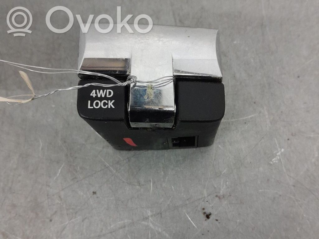 Peugeot 4007 Other switches/knobs/shifts 