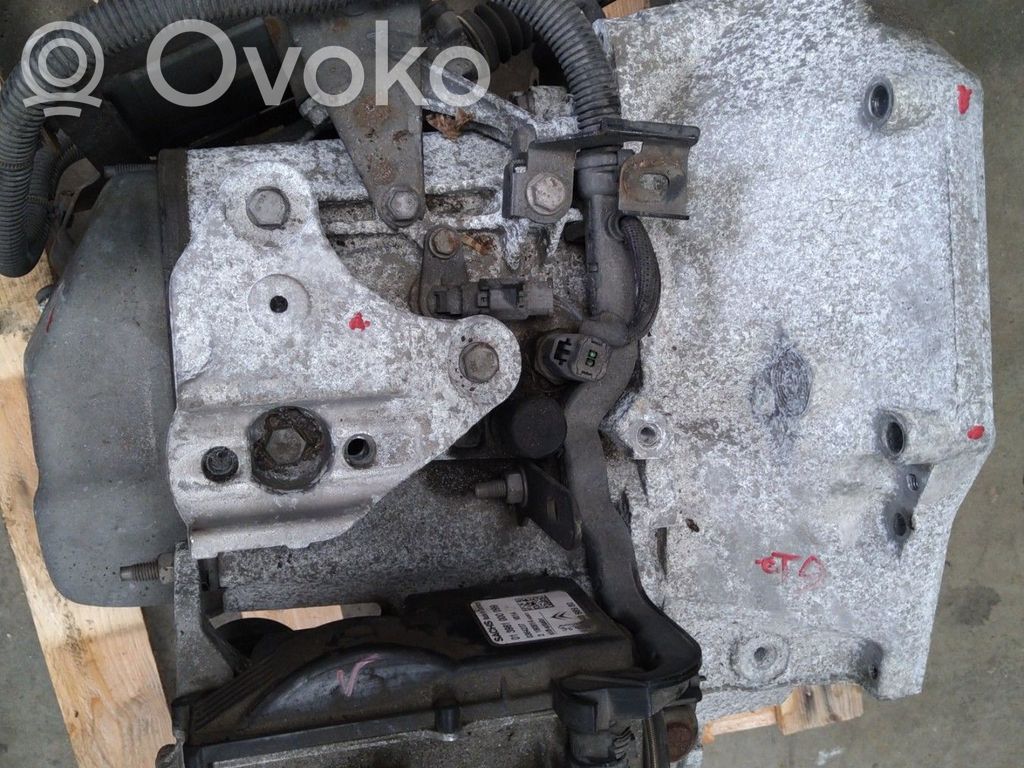 Peugeot 2008 I Automatic gearbox 