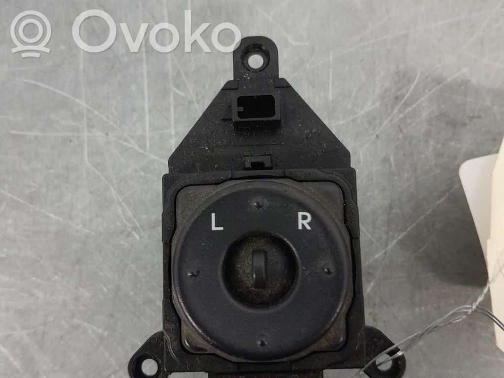 KIA Soul Interruptor del espejo lateral 