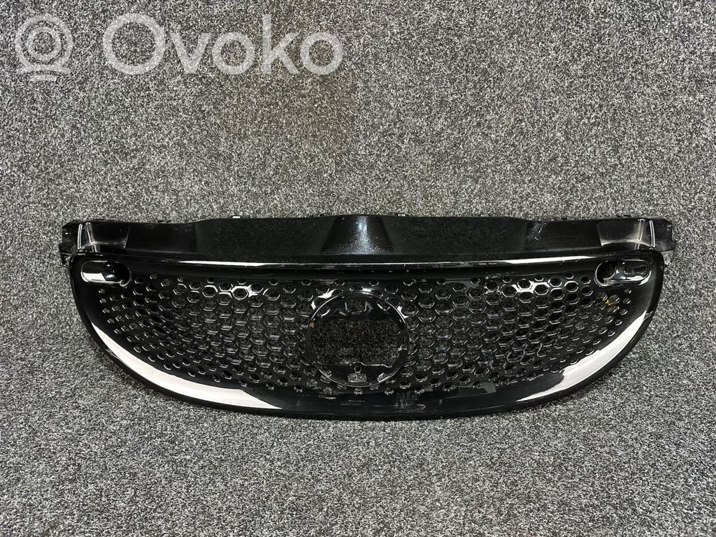 Smart ForFour II W453 Griglia superiore del radiatore paraurti anteriore 