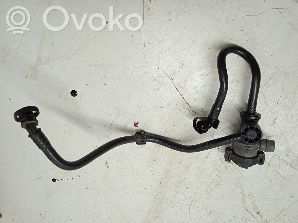 BMW 5 F10 F11 Vakuumo vamzdelis (-ai)/ žarna (-os) 