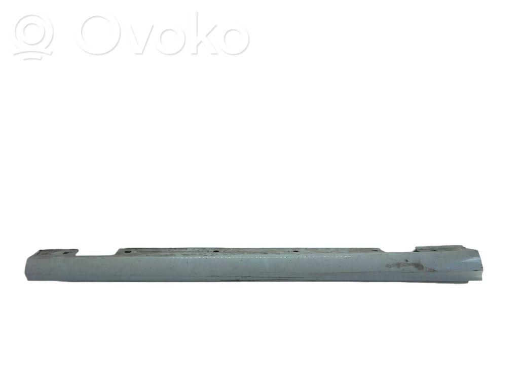 Suzuki Baleno IV Listón 