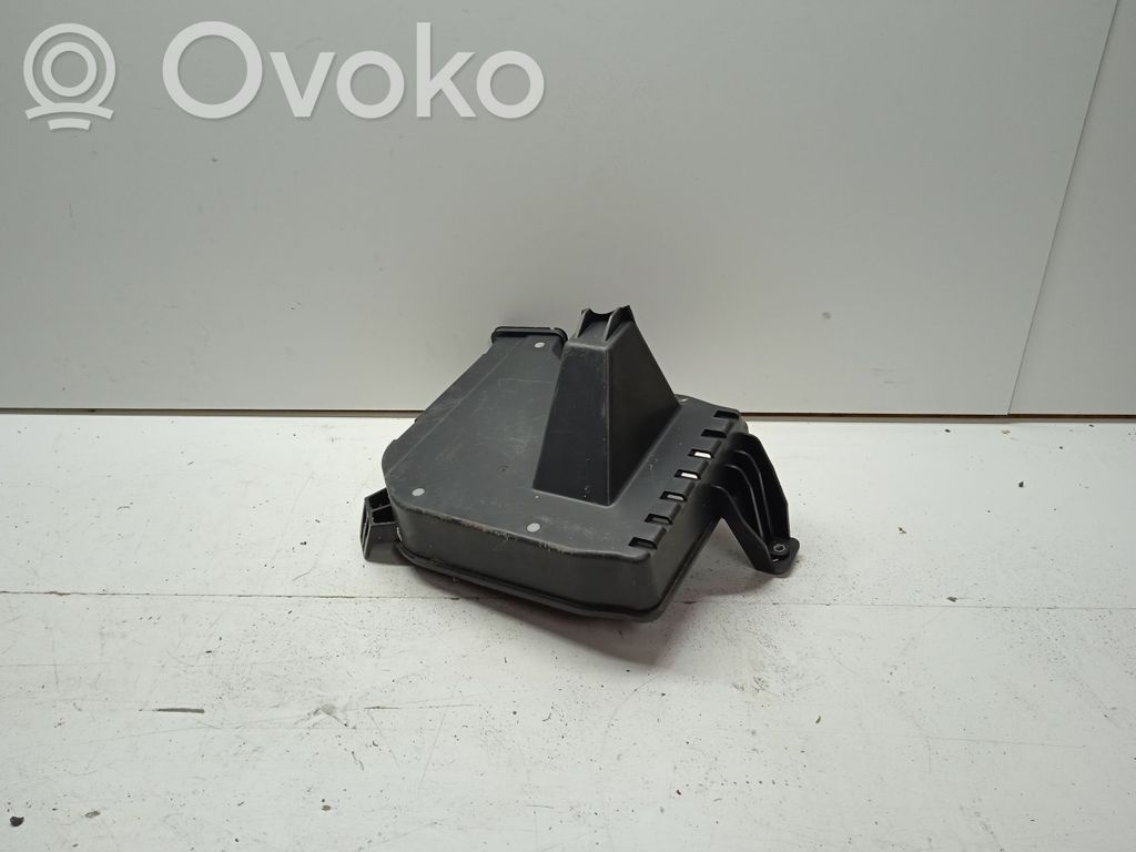 Volvo V40 Engine control unit box 