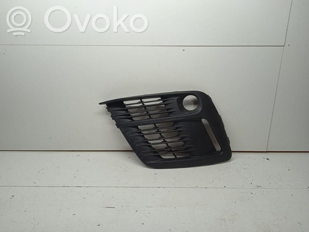 Peugeot Expert Front bumper lower grill 