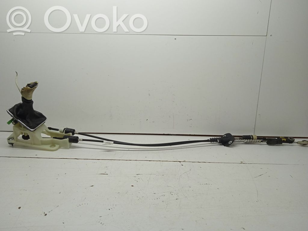 Volvo V40 Gear shifter/selector 