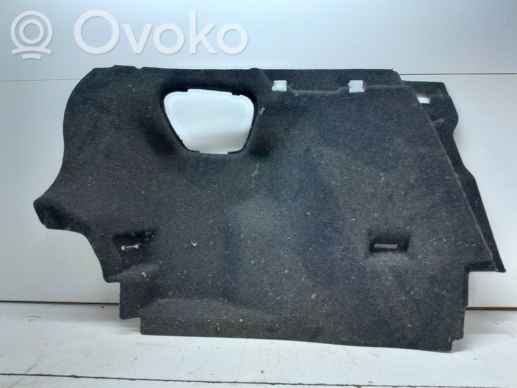 Volvo V40 Boczek / Tapicerka / bagażnika 
