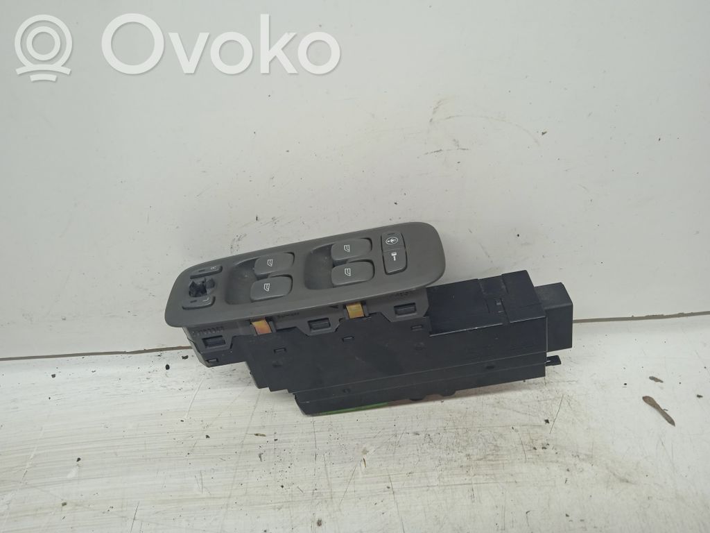 Volvo V70 Electric window control switch 