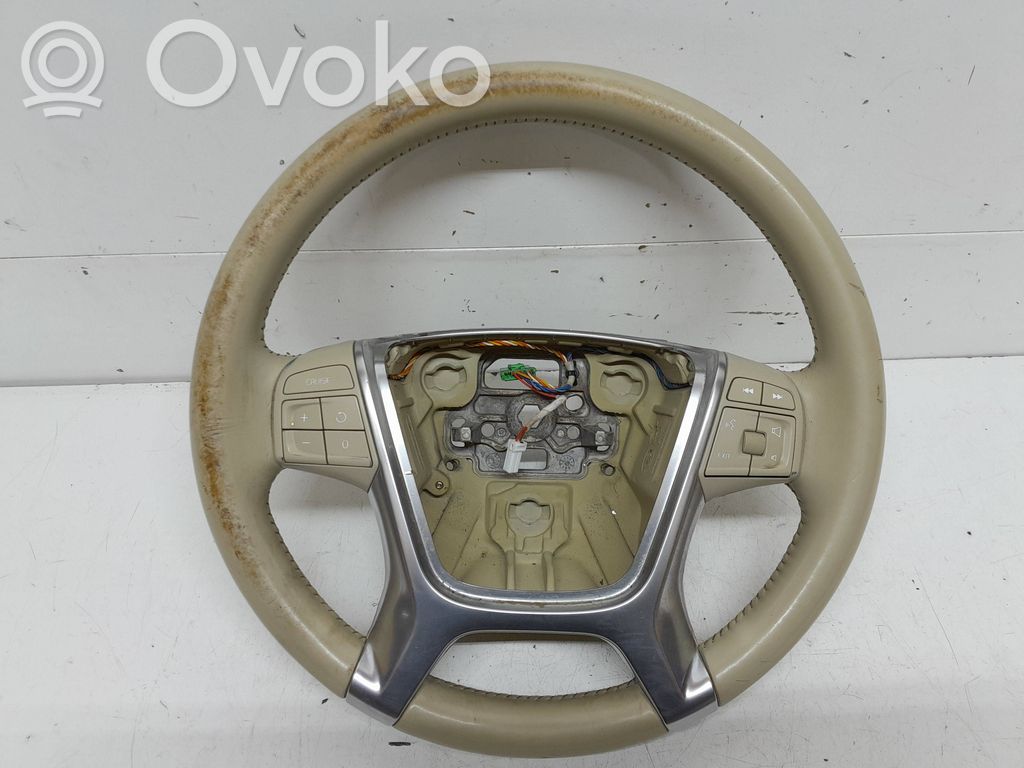 Volvo V70 Ohjauspyörä 