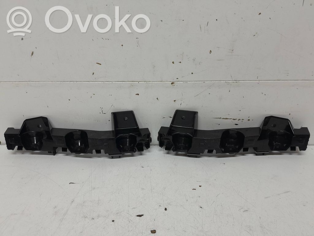 Renault Captur II Rear bumper mounting bracket 