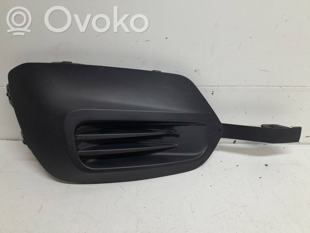 Toyota Proace Front bumper lower grill 