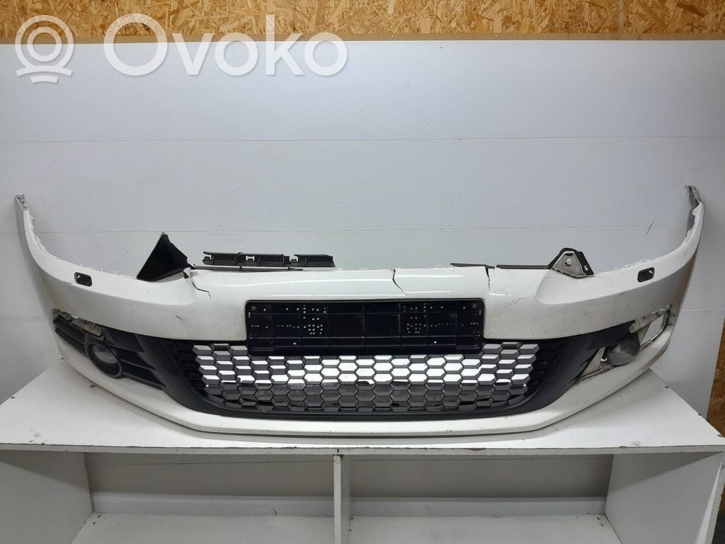 Volkswagen Scirocco Front bumper 