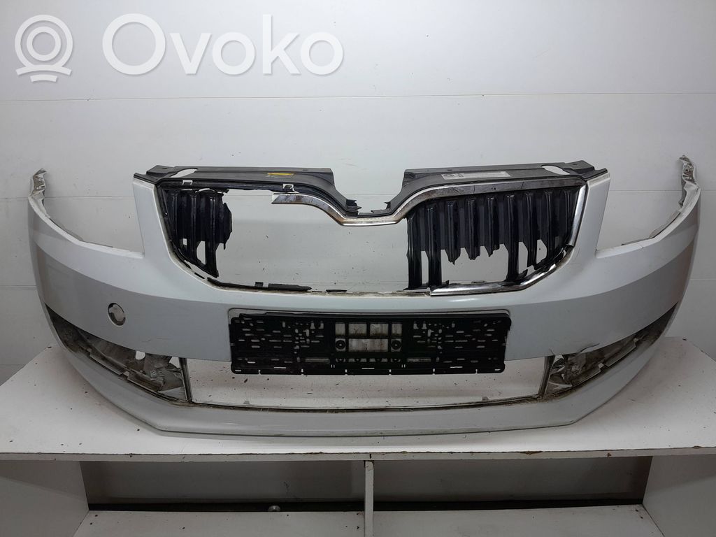 Skoda Octavia Mk3 (5E) Front bumper 