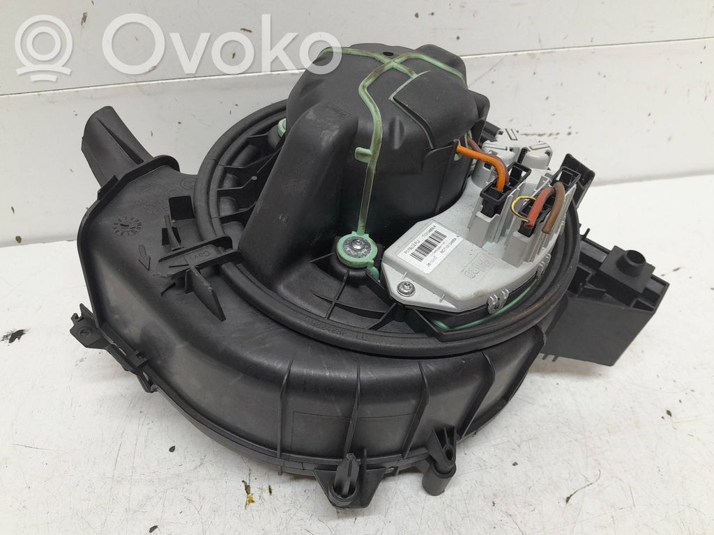 BMW X1 E84 Mazā radiatora ventilators 