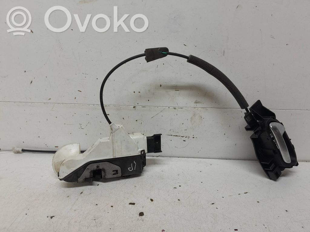Citroen C3 Priekšpusē slēdzene 