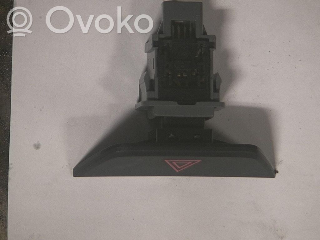 Other switches/knobs/shifts   D65166H0
