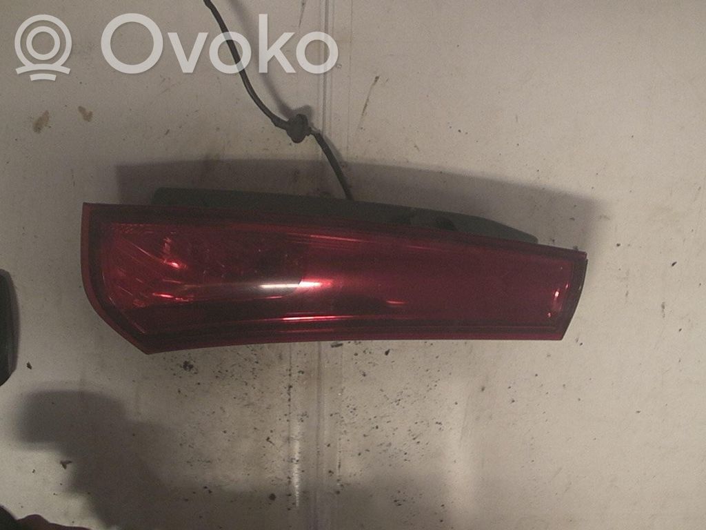 Rear tail light bulb