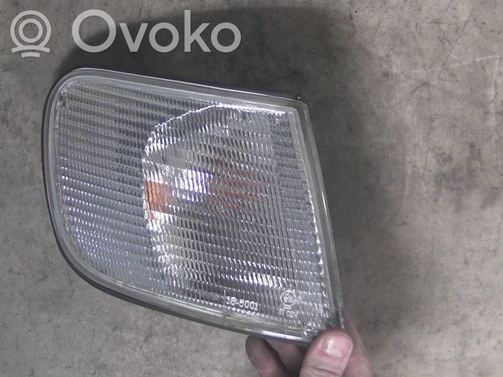 Audi 100 S4 C4 Priekinis posūkio žibintas 