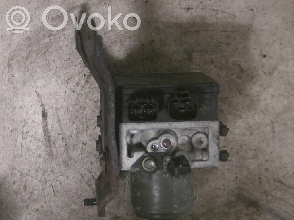 Toyota Corolla E110 Блок ABS 