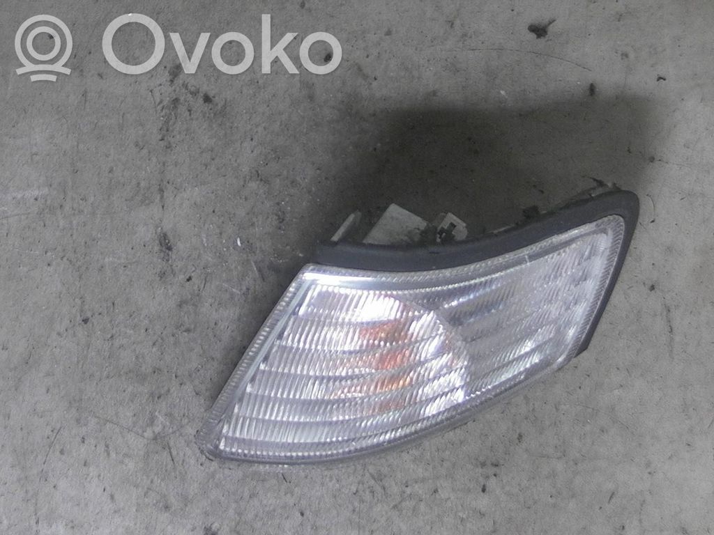Nissan Primera Priekinis posūkio žibintas 