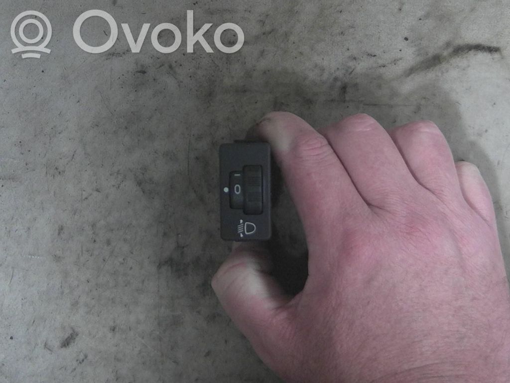 Citroen C1 Ajovalojen korkeuden säätökytkin 