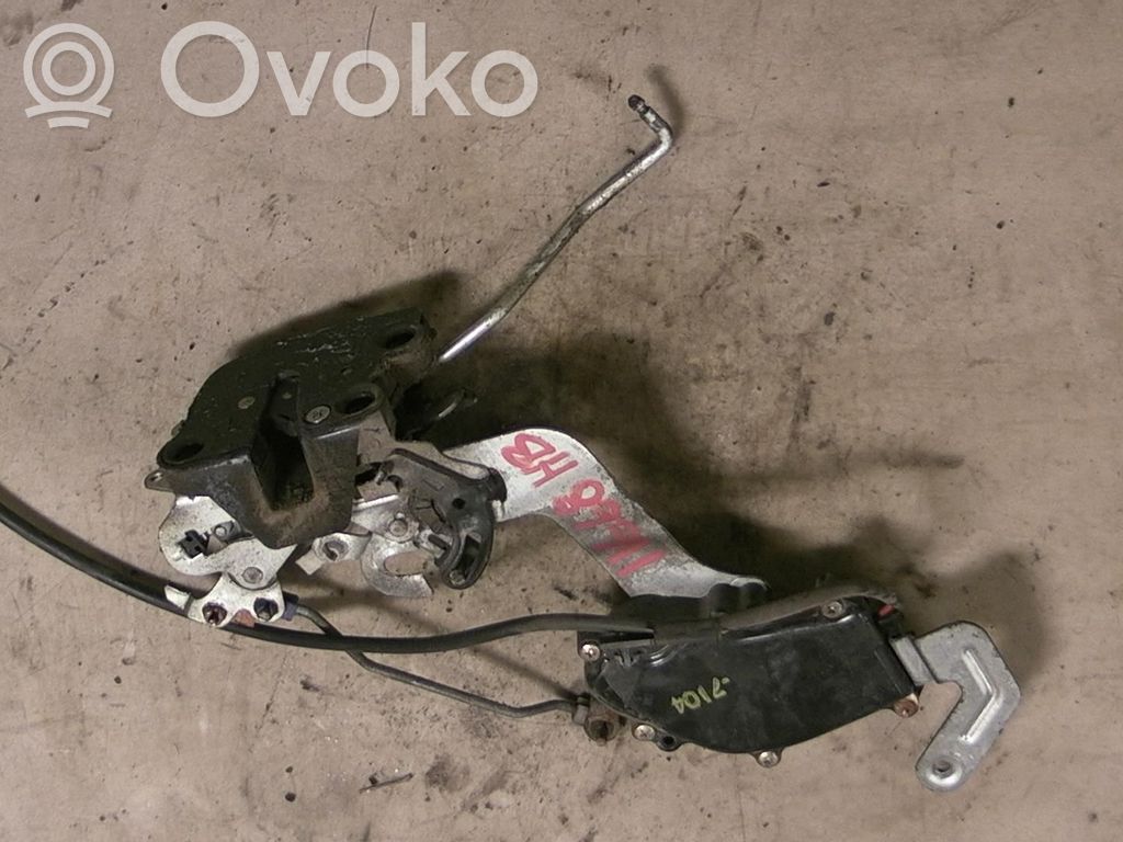 Suzuki Baleno EG Silniczek / Siłownik zamka centralnego 