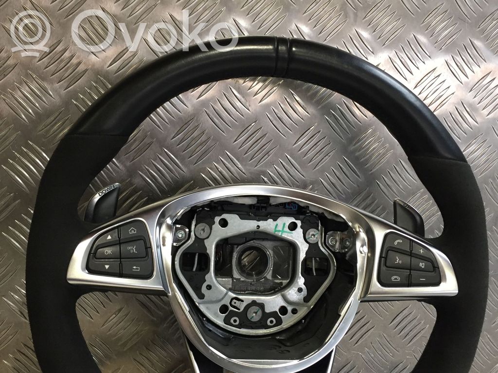 Ohjauspyörä   SKORA