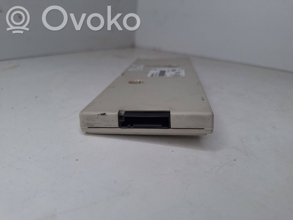 Amplificateur d'antenne   6903458,21367510,11827200