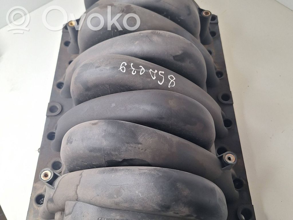 Intake manifold   1435361