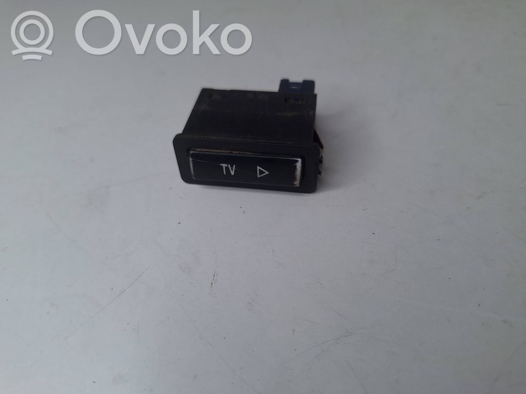 Other switches/knobs/shifts   459377,8368345