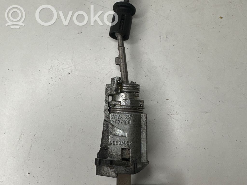 Audi A4 S4 B8 8K Klamka zewnętrzna drzwi przednich 