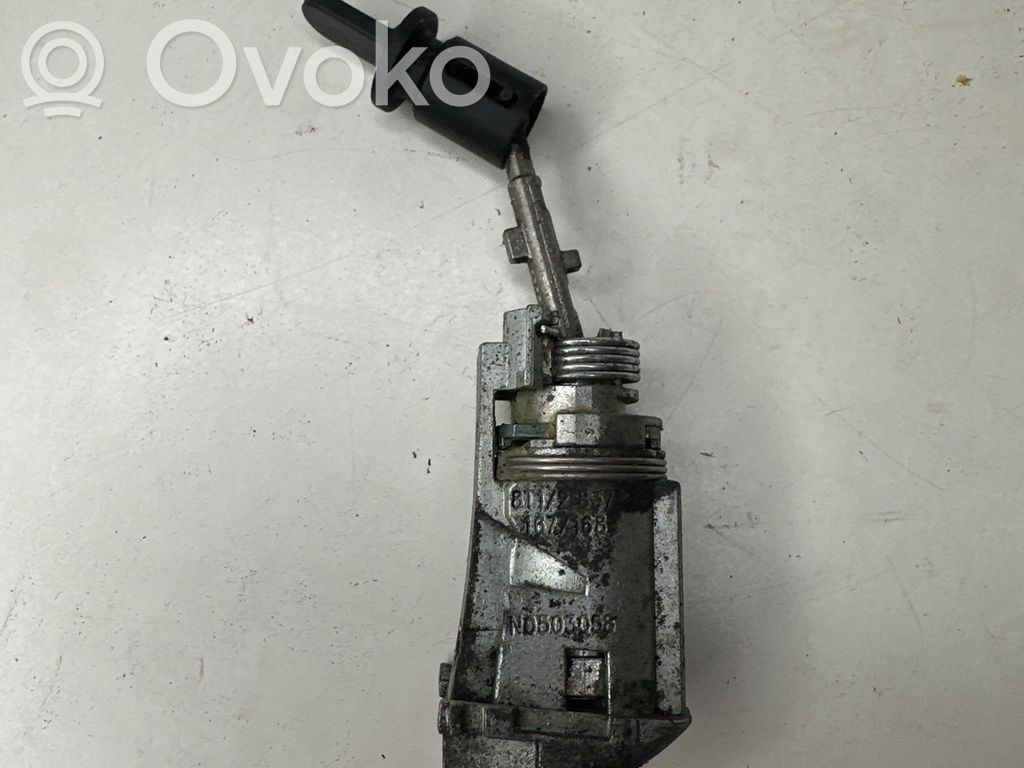 Audi A4 S4 B8 8K Klamka zewnętrzna drzwi przednich 