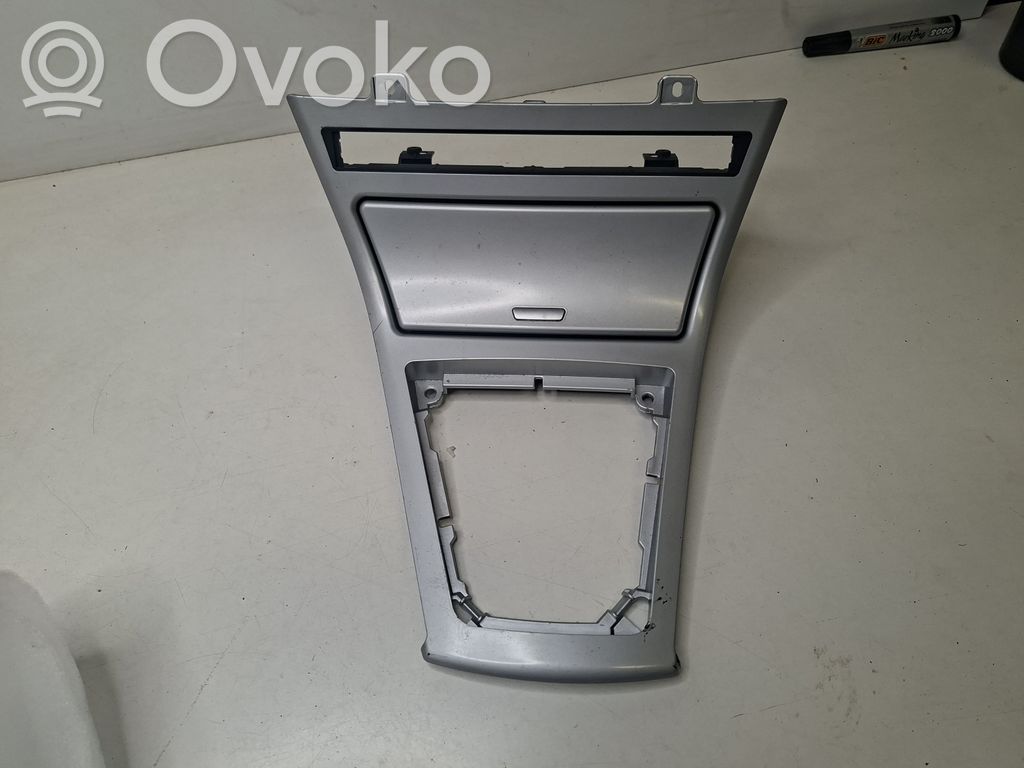 BMW X3 E83 Gear shifter surround trim plastic 