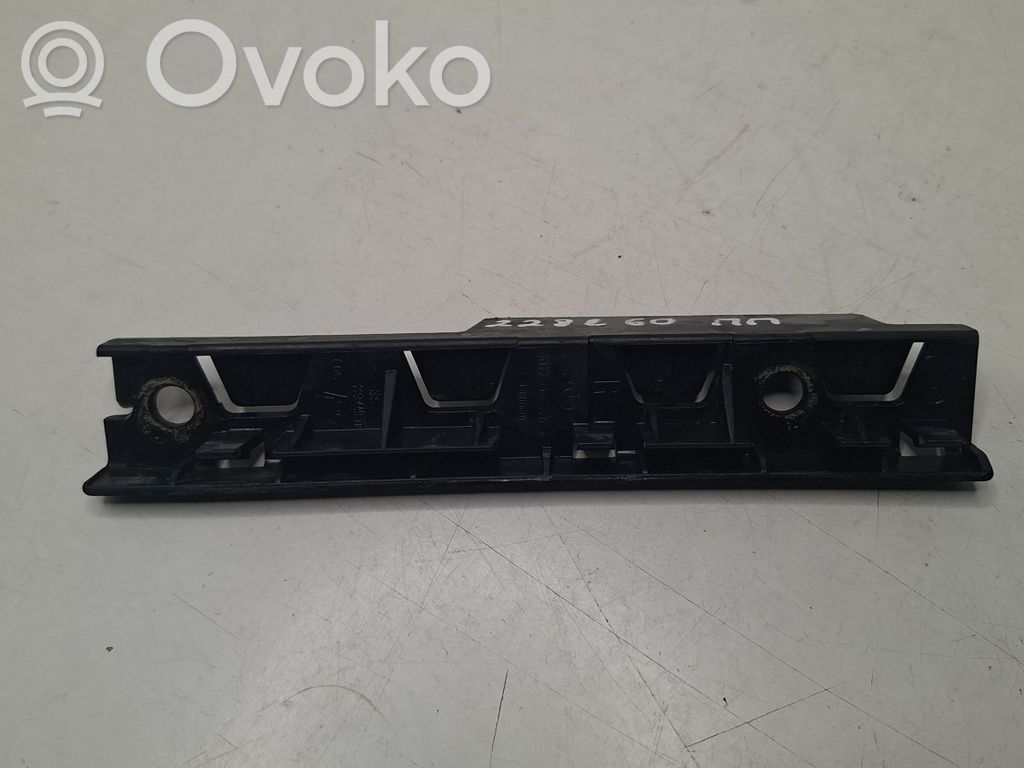 BMW 5 E60 E61 Staffa di rinforzo montaggio del paraurti anteriore 