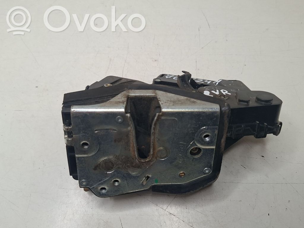 Etuoven lukko   7011244