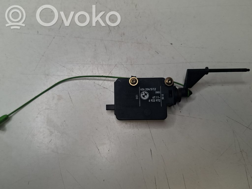 BMW 7 E65 E66 Serratura del tappo del serbatoio del carburante 