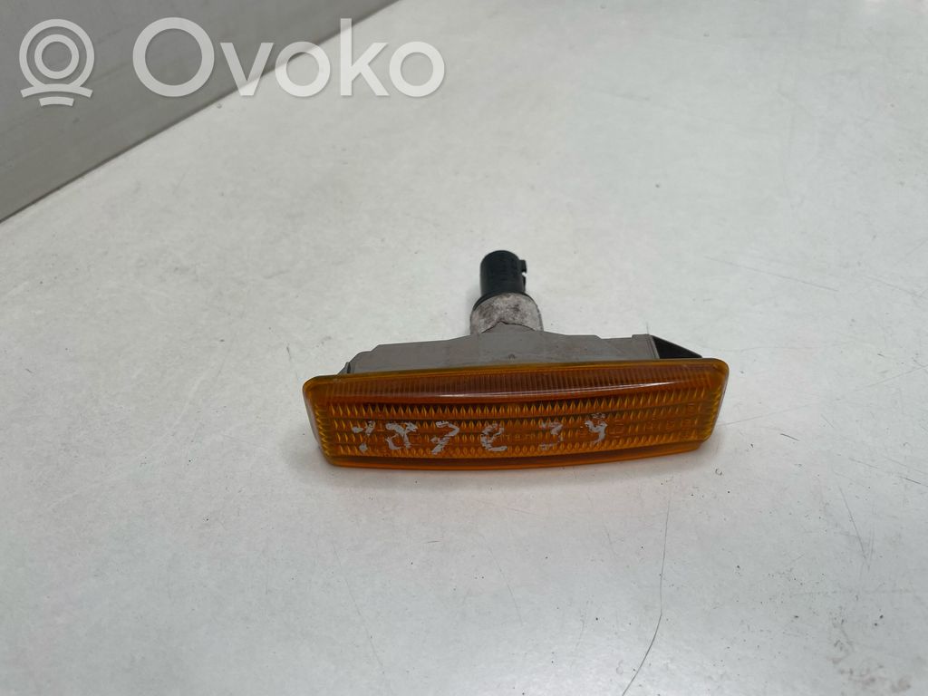 BMW 5 E39 Front fender indicator light 