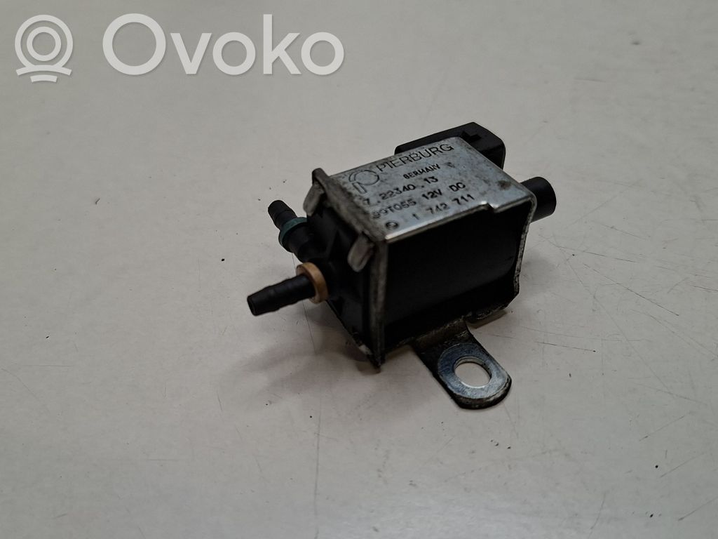 BMW 7 E38 Solenoīda vārsts 